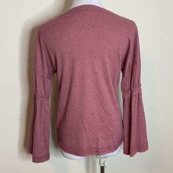 Baea Blush Flare Sleeve Thermal Top NWOT Size Large - Picture 6 of 8